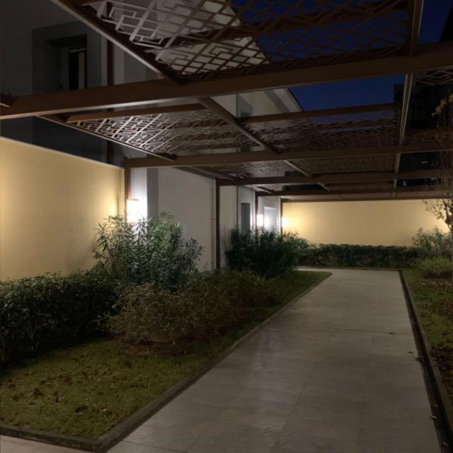 Apartment Downtown Florence, Moderno Con Giardino Exteriör bild